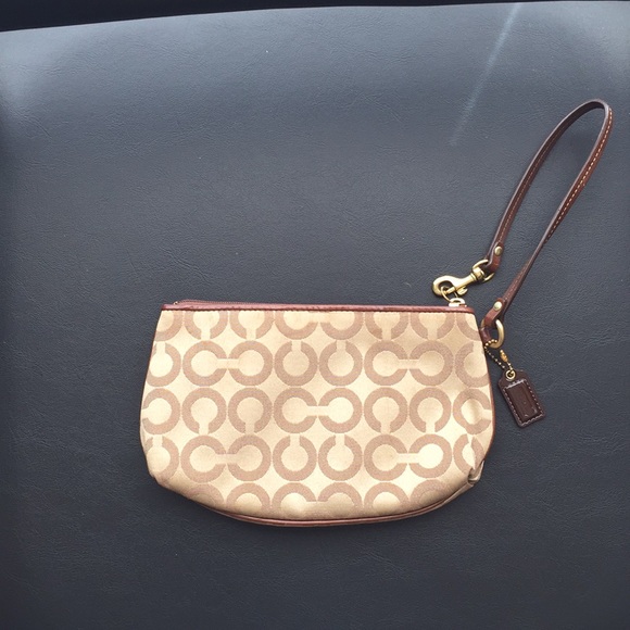 Coach wristlet - Picture 2 of 4